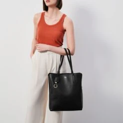 Dukes PlaceLarge ZipTop Tote Bag -Fashion Bag Store h4362001 large ziptop tote 806 2