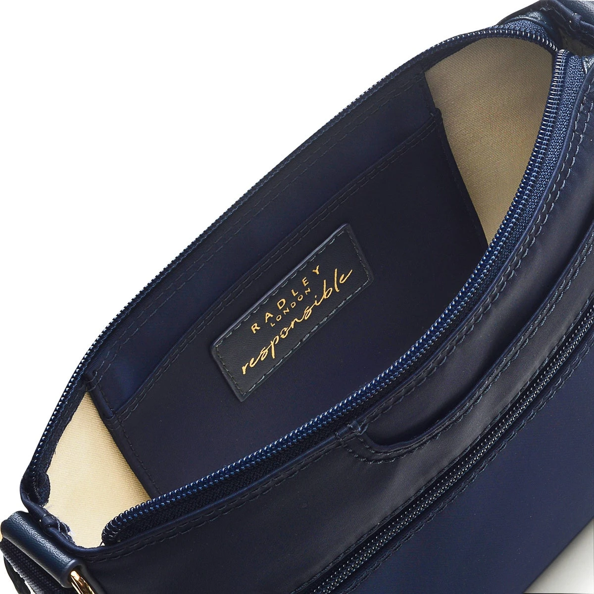 Pocket Essentials ResponsibleSmall Ziptop Cross Body Bag Pocket Essentials ResponsibleSmall Ziptop Cross Body Bag -Fashion Bag Store h5087401 4