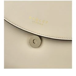 Liverpool Street 2.0Medium Flapover Crossbody -Fashion Bag Store h6338230 d1