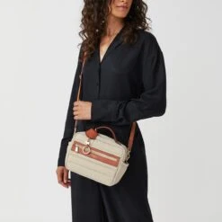 Southwood LaneMedium Ziptop Crossbody -Fashion Bag Store h6818230 838