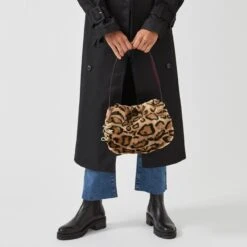 Lewis Lane - Faux TeddyMedium Drawstring Shoulder 6 Lewis Lane - Faux TeddyMedium Drawstring Shoulder -Fashion Bag Store h6827609 091