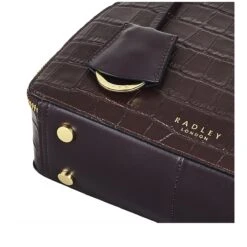 Orchard Road - Faux CrocSmall Zip Around Crossbody -Fashion Bag Store h7129204 d1