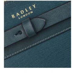 Derby StreetSmall Ziptop Crossbody -Fashion Bag Store h7138015 d1