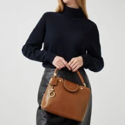 Chelsea CloseSmall Ziptop Grab -Fashion Bag Store h7148216 410