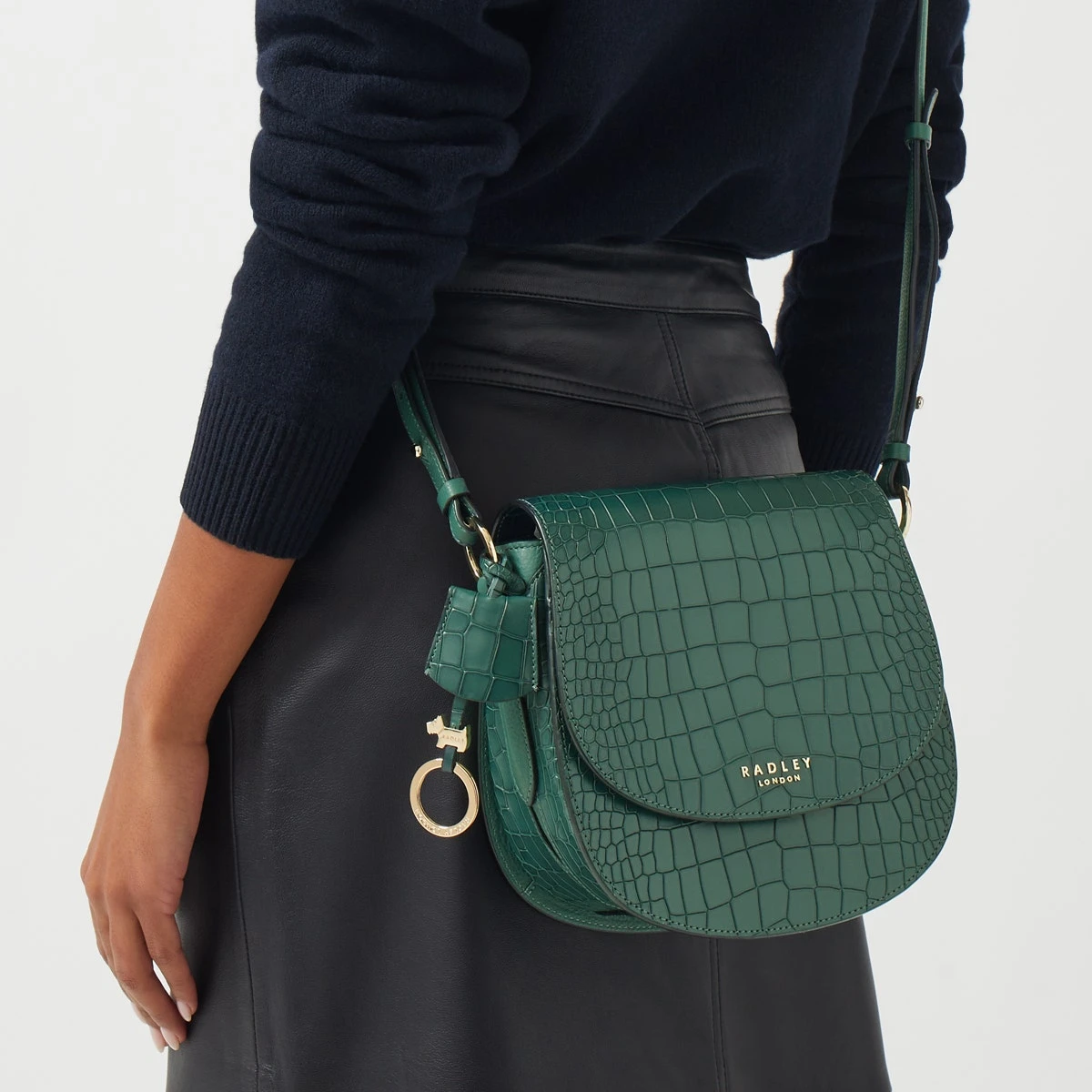 Liverpool Street 2.0 - Faux CrocMedium Flapover Cross Body Liverpool Street 2.0 - Faux CrocMedium Flapover Cross Body -Fashion Bag Store h7320301 706 1