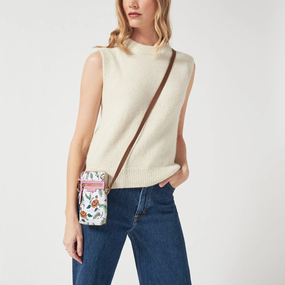 Finsbury Park - Regents RoseMedium Zip Around Phone Crossbody Finsbury Park - Regents RoseMedium Zip Around Phone Crossbody -Fashion Bag Store h7519109 483