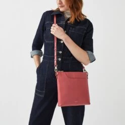 Pockets 2.0Medium Zip-Top Cross Body -Fashion Bag Store h7857618 1808