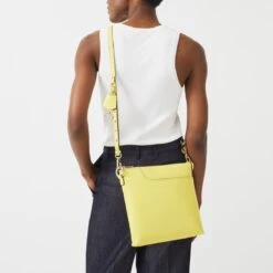 Pockets 2.0Medium Zip-Top Cross Body -Fashion Bag Store h7857765 2182