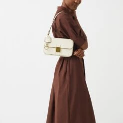 Hanley CloseMedium Flapover Shoulder 12 Hanley CloseMedium Flapover Shoulder -Fashion Bag Store h7881274 107