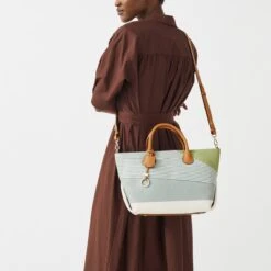 Aster Way - PrintMedium Zip-Top Grab -Fashion Bag Store h7899109 440 1