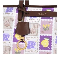 Finsbury Park - Holiday StampsLarge Zip-Top Tote -Fashion Bag Store h7958109 d1