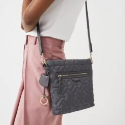 Finsbury Park - QuiltSmall Zip-Top Cross Body -Fashion Bag Store h8186041 1364