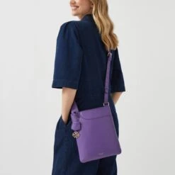 Anniversary - Camden Collection - Pockets IconMedium Ziptop Crossbody -Fashion Bag Store h8260518 1651