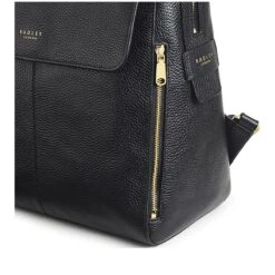 Lorne CloseLarge Flapover Backpack -Fashion Bag Store h8479001 d1