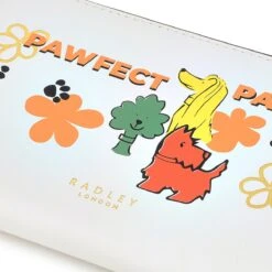 Pawfect PalsLarge Zip Around Matinee -Fashion Bag Store s6447109 d1