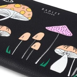 Friends With A FungiLarge Zip Around Continental Wallet -Fashion Bag Store s7552001 d1